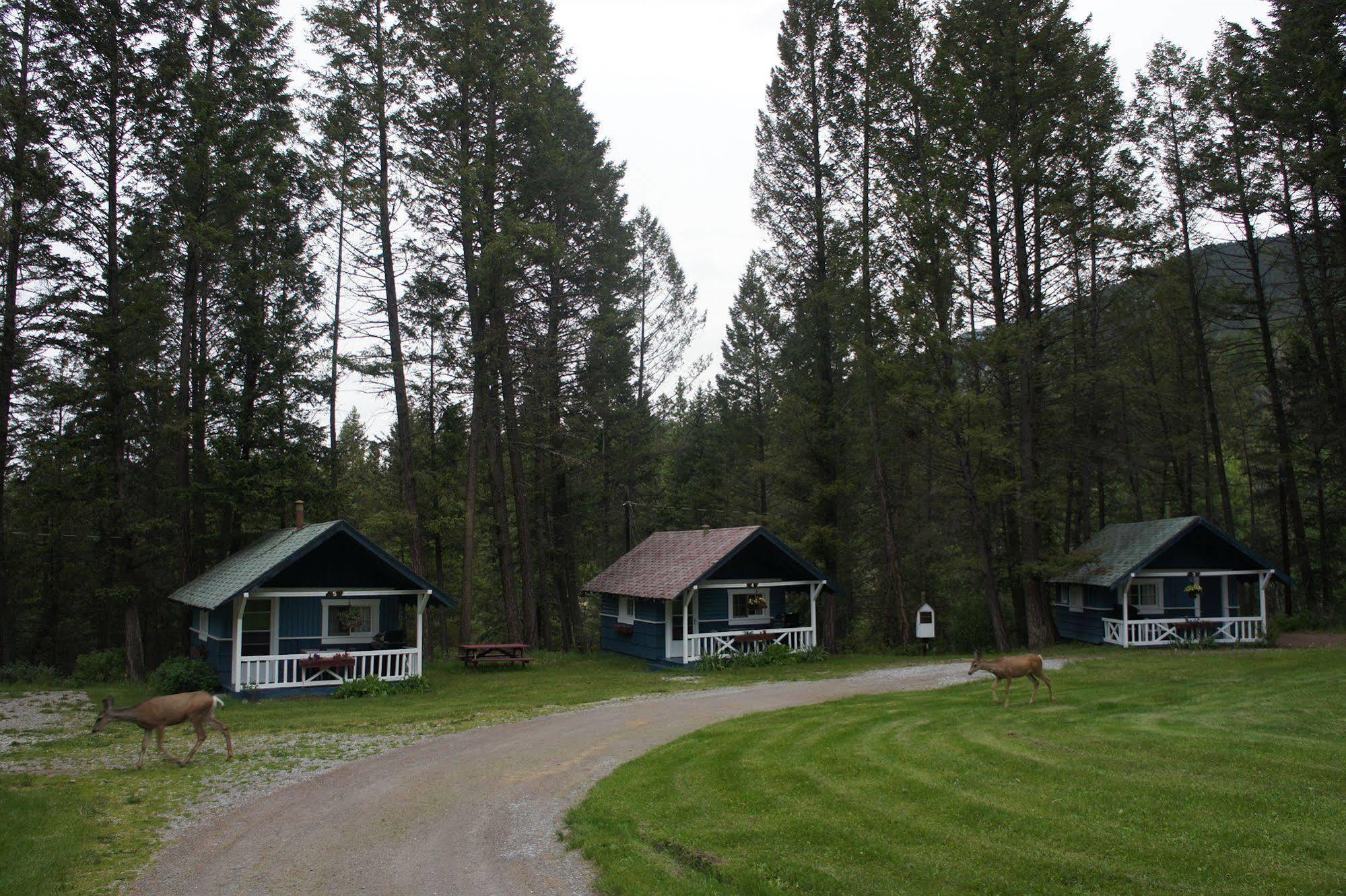 Fairmont Mountain Bungalows Fairmont Hot Springs Buitenkant foto